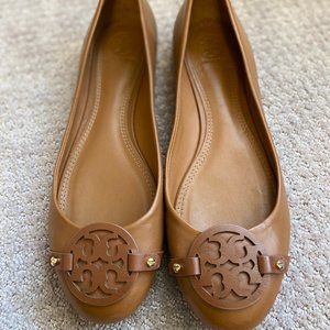 Camel Leather Tory Burch Flats - Size 9